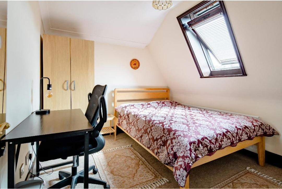Double Room 2 Mins From Station Belvedere ภายนอก รูปภาพ