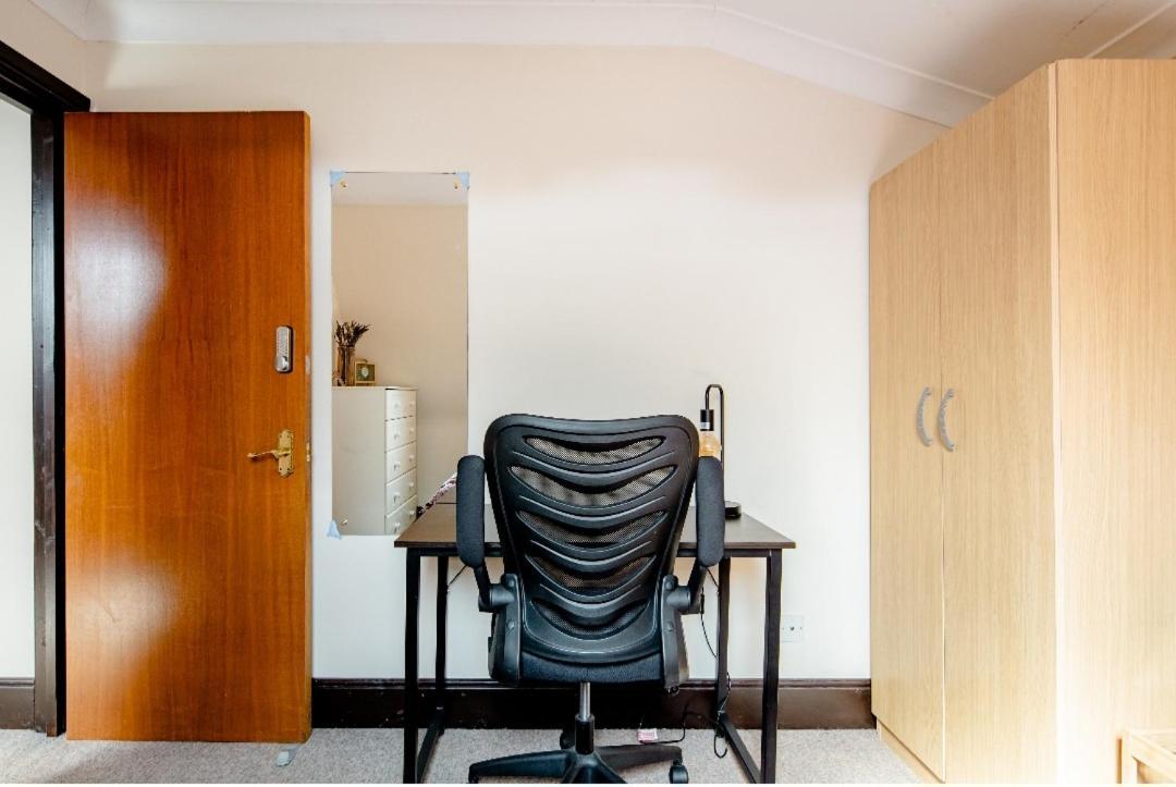 Double Room 2 Mins From Station Belvedere ภายนอก รูปภาพ